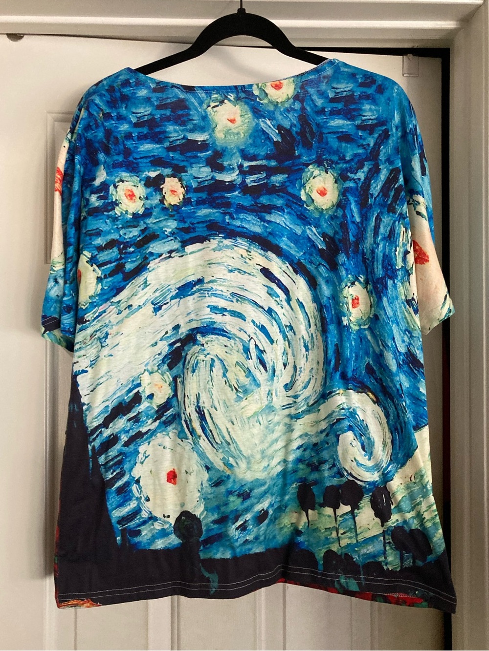 Frida Kahlo and Starry Night V-Neck Women’s T-shirt in Blue and Red - Picture 2 of 7